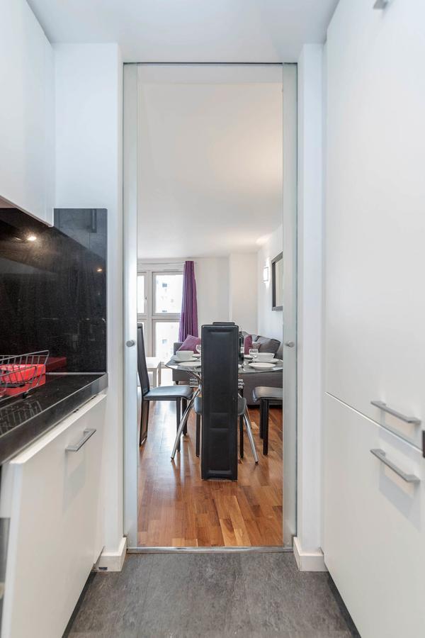 Excel Apartment For Business Travellers Лондон Экстерьер фото